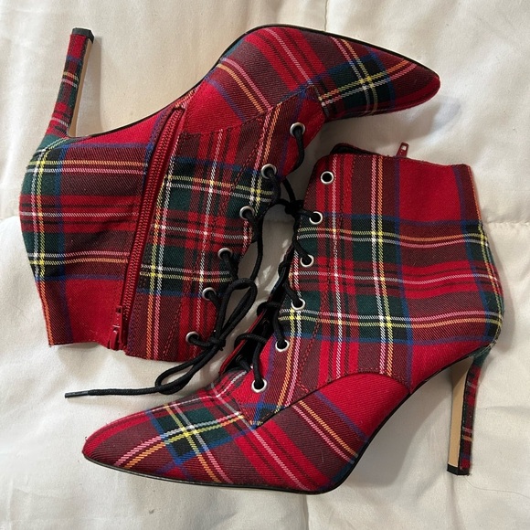 Gianni Bini plaid high heel  boots 8.5 - Picture 1 of 8